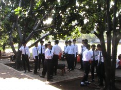 Santai sebelum Sidang Tugas Akhir Teknik Gambar Bangunan 2013