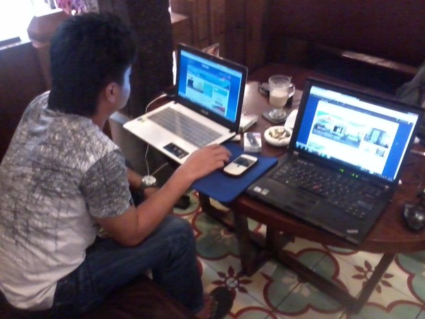 Training E-commerce Web Administrator di Kopi Luwak Blok M Plaza