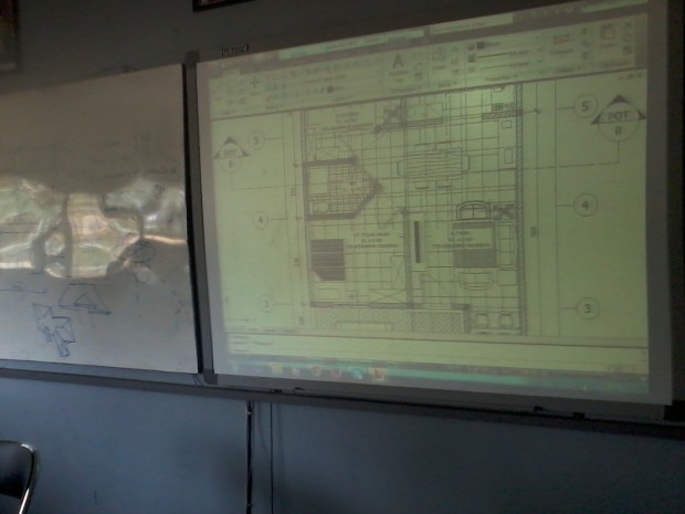 Training AutoCAD Denah Rumah Arsitektur di SMKN 56 Pluit Jakarta Utara