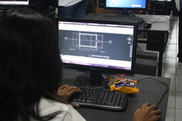 Training Belajar AutoCAD Teknik Lingkungan Fakultas Arsitektur Universitas Trisakti
