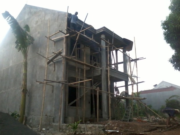 Pelaksanaan Pembangunan Rumah 2 Lantai Cluster TownHouse Klasik