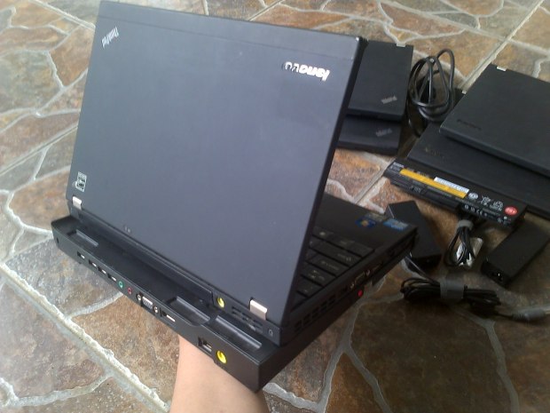 Jual Notebook Second Lenovo (IBM) Thinkpad X220 Docking Battery 6cell Charger Adaptor