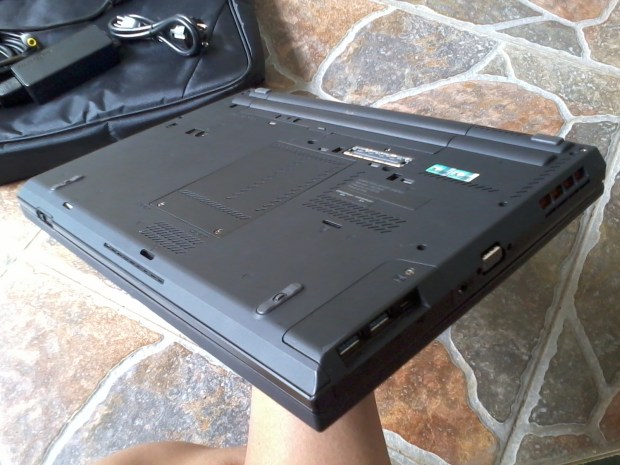 jual-notebook-thinkpad-t430-windows-7-pro-64bit-original-online