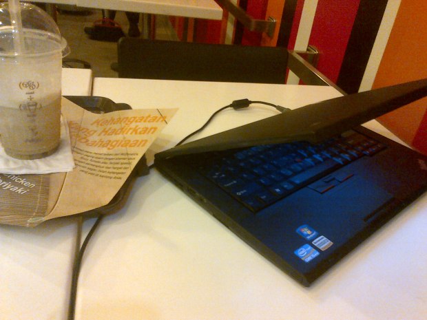 codan-laptop-hackintosh-lenovo-thinkpad-t420s-dualboot-osx-elcapitan-windows7-professional-di-mcdonalds-kelapa-dua-depok-jawa-barat