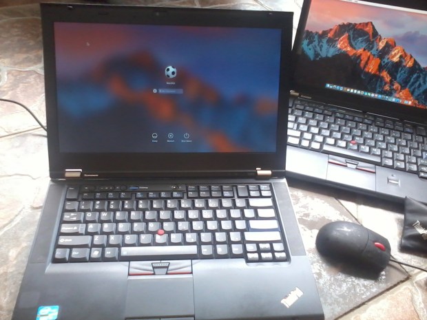 jasa-install-hackintosh-macos-sierra-lenovo-thinkpad-t420-dualboot-dengan-windows-7-professional-64bit-thinkpad-login-screen