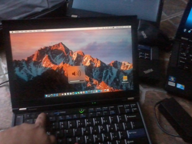 jasa-install-hackintosh-macos-sierra-lenovo-thinkpad-x220-dualboot-windows-7-professional-64bit-recovery-thinkpad-sound-min-max-keyboard